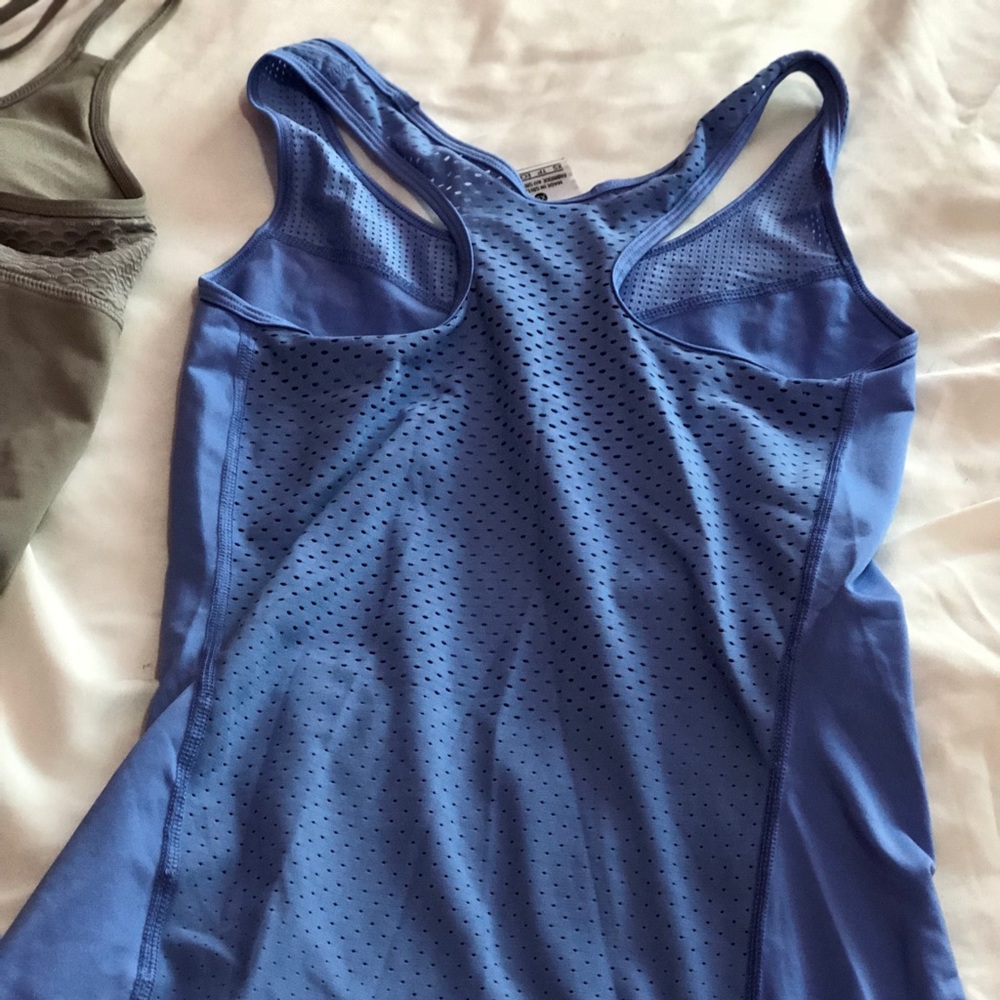 Nike workout shirts